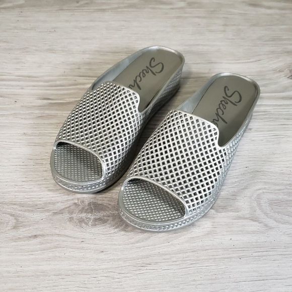 skechers sandals womens silver